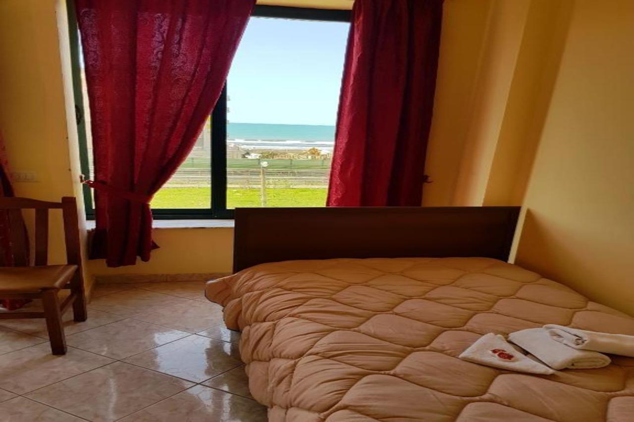 Sanremo Hotel Restorant Shkallnur Екстер'єр фото
