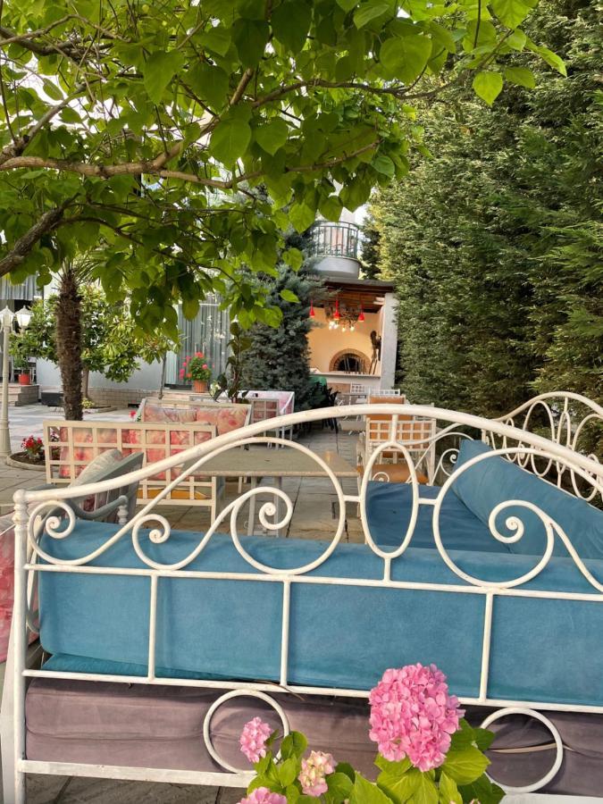 Sanremo Hotel Restorant Shkallnur Екстер'єр фото
