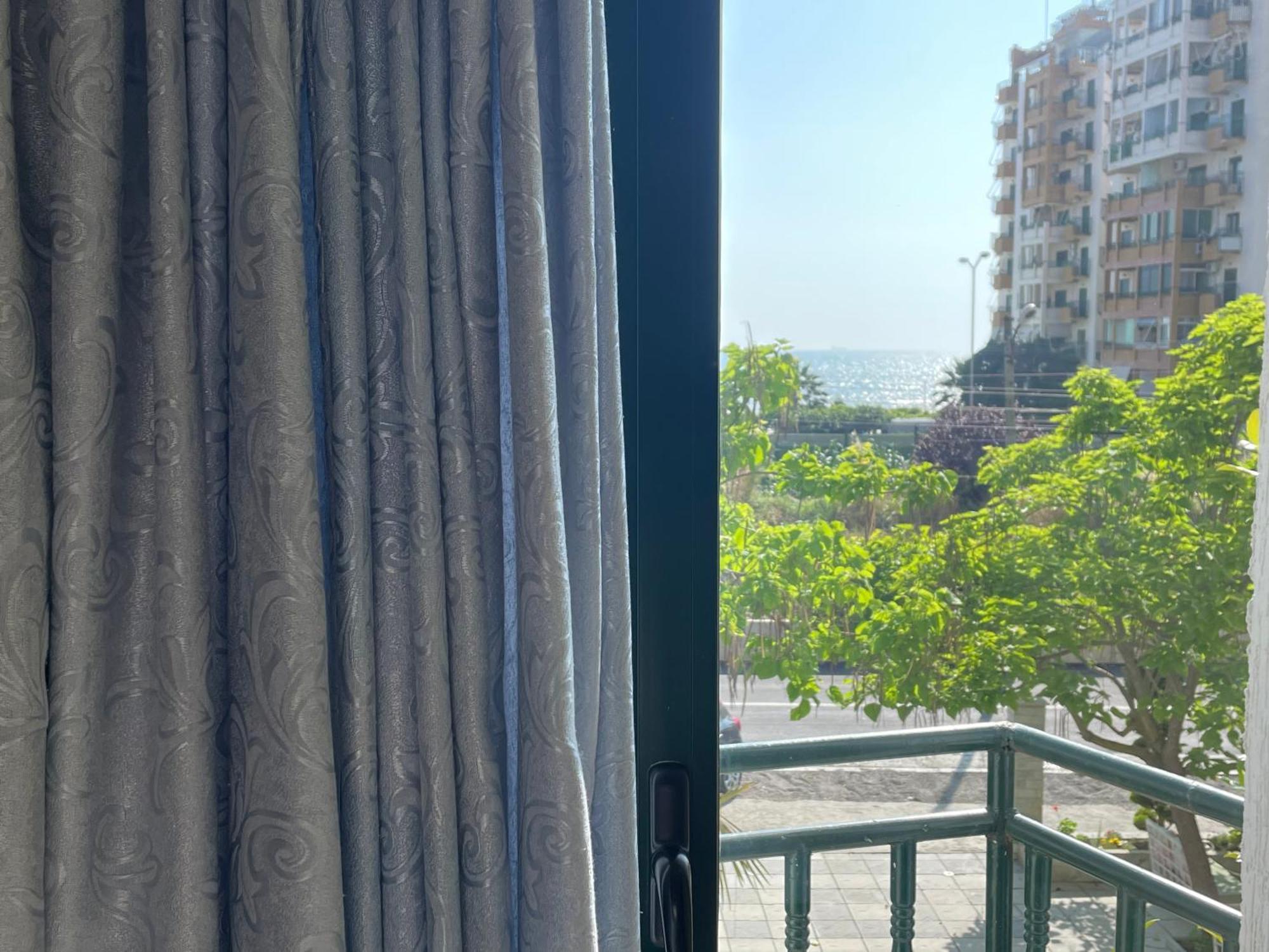 Sanremo Hotel Restorant Shkallnur Екстер'єр фото