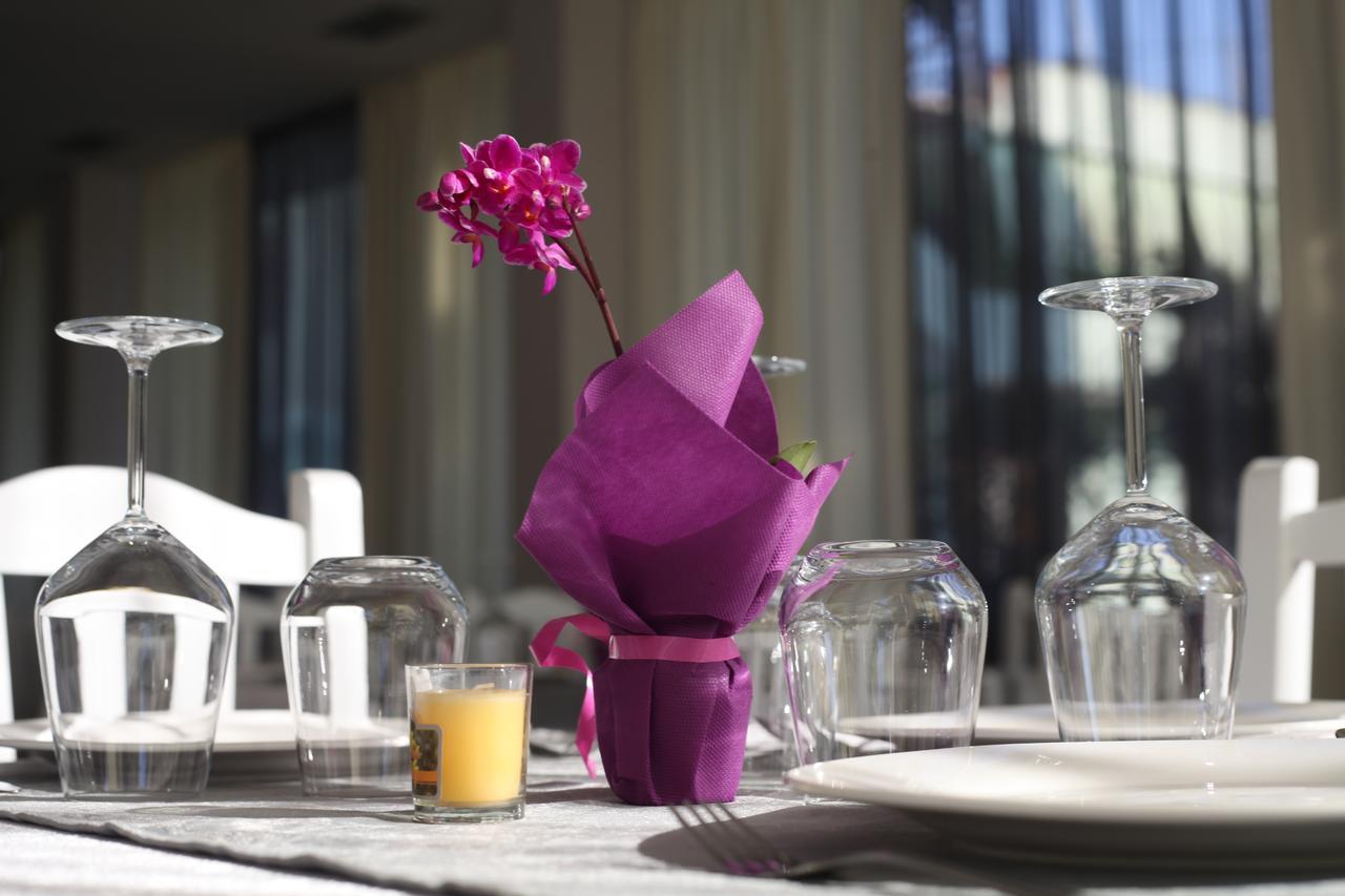 Sanremo Hotel Restorant Shkallnur Екстер'єр фото