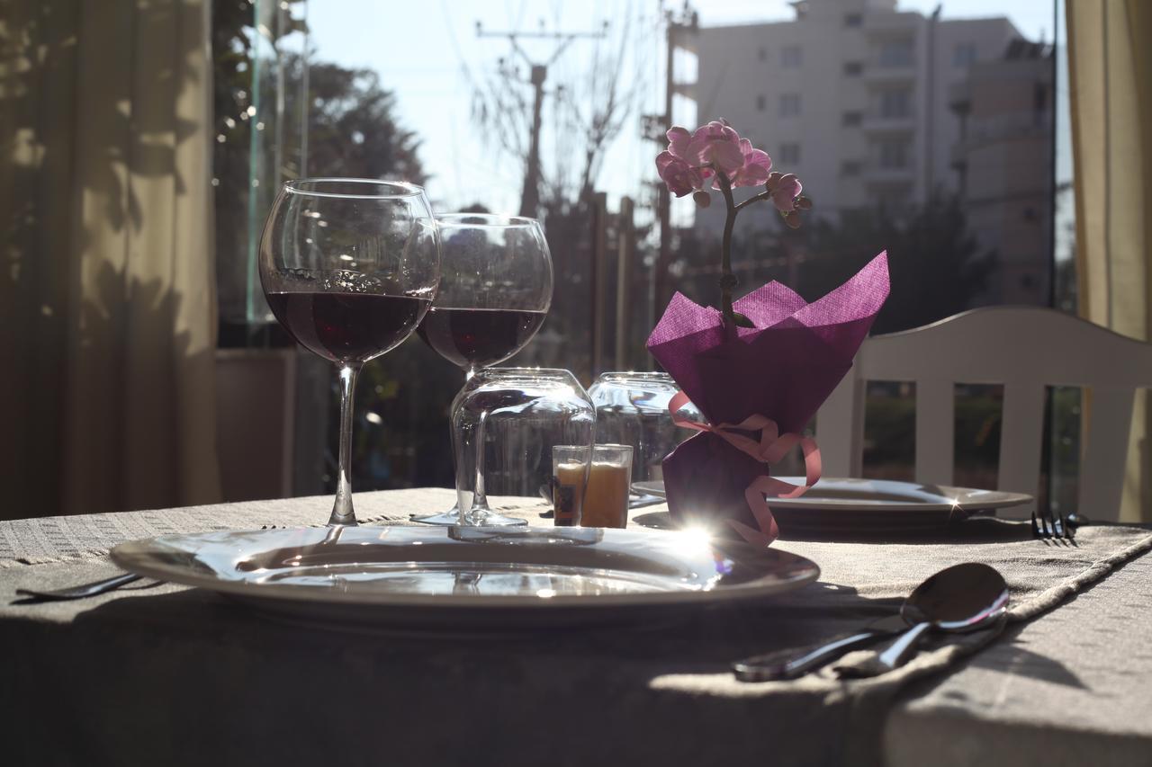 Sanremo Hotel Restorant Shkallnur Екстер'єр фото