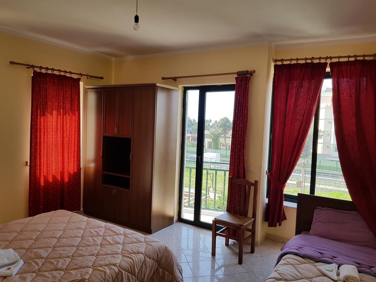 Sanremo Hotel Restorant Shkallnur Екстер'єр фото